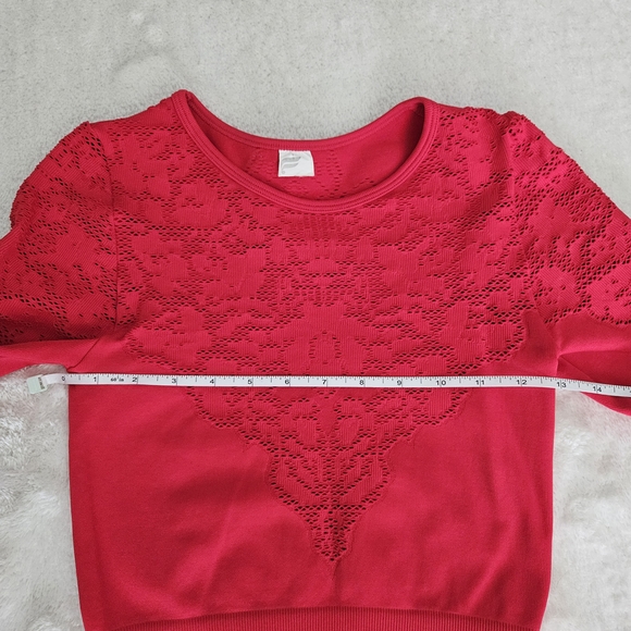 NEW Fabletics Red Seamless Cropped Top Size XS Activewear Athletic Sporty - Picture 4 of 8